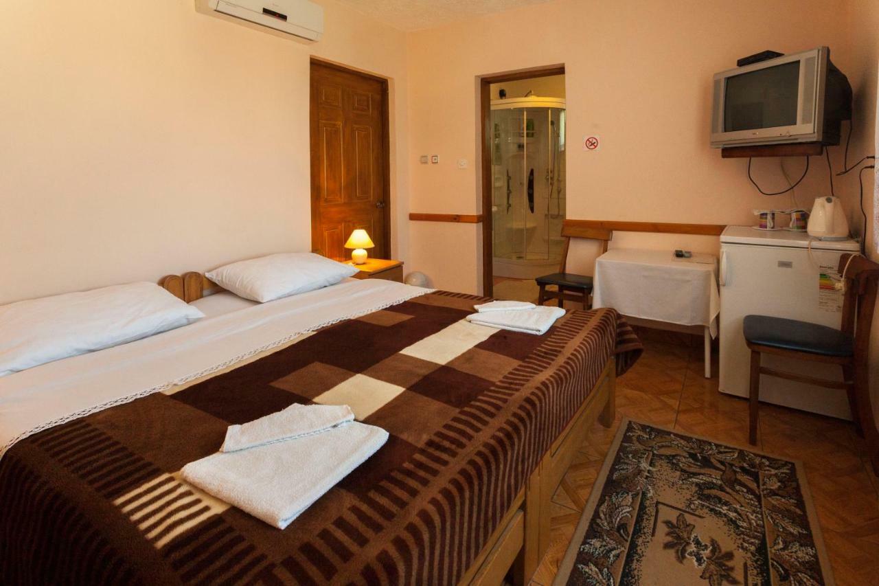Rooms Maria Slunj Exterior photo